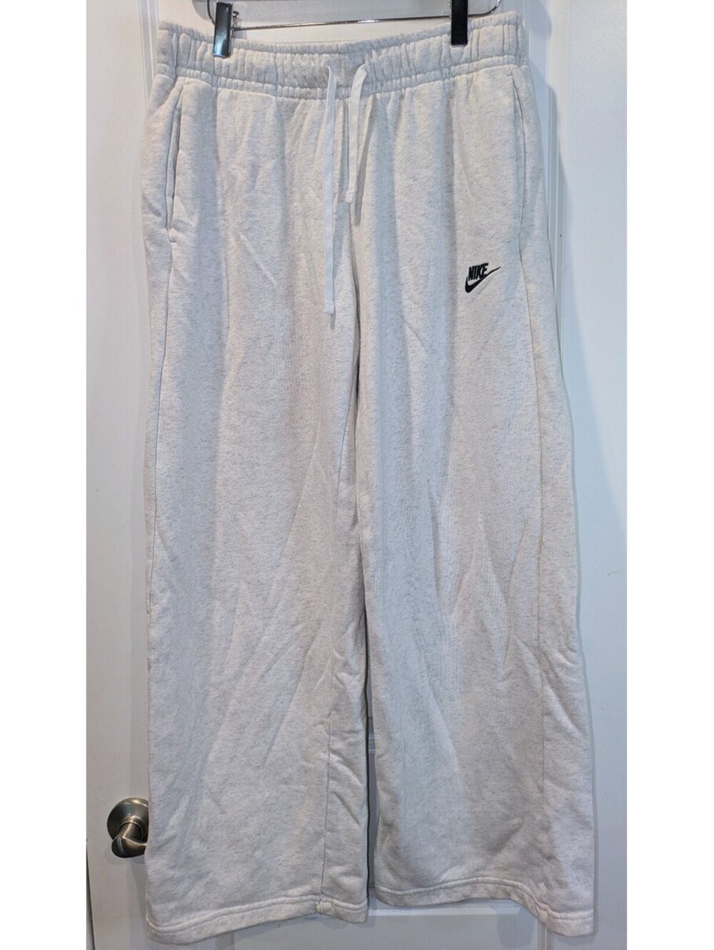 Nike Club Fleece Wide Leg Sweatpants Gray Size M Open Hem
